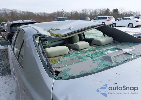 2010 Toyota Camry Le from USA, damaged, VIN 4T4BF3EK3AR024470